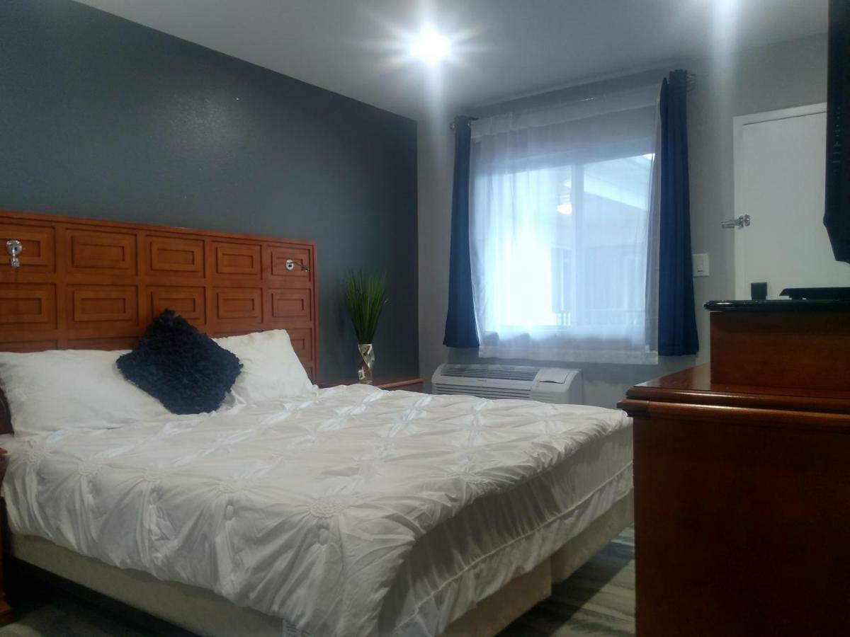 Motel The Carasaljo Lakewood Exterior foto